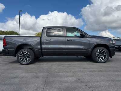 2026 RAM 1500 Crew Cab, $. Photo 5