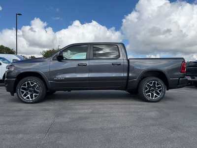 2026 RAM 1500 Crew Cab, $. Photo 9