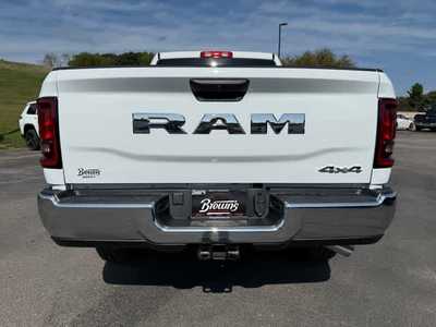 2026 RAM 3500 Crew Cab, $. Photo 7