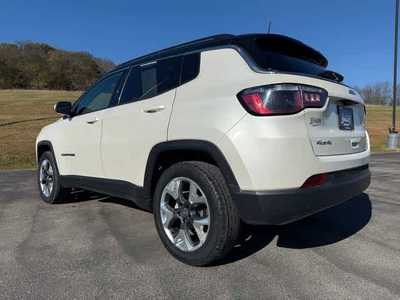 2018 Jeep Compass, $17700. Photo 5