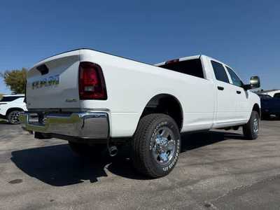 2026 RAM 2500 Crew Cab, $. Photo 6