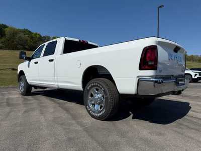 2026 RAM 2500 Crew Cab, $. Photo 8