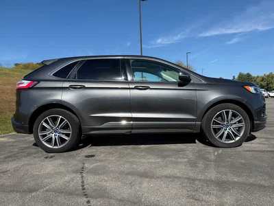 2019 Ford Edge, $17500. Photo 7
