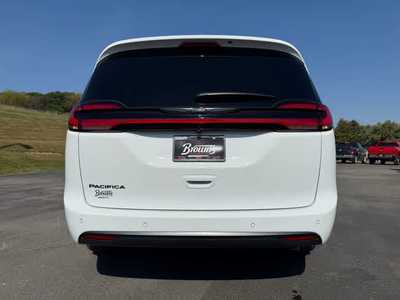 2026 Chrysler Pacifica, $. Photo 7
