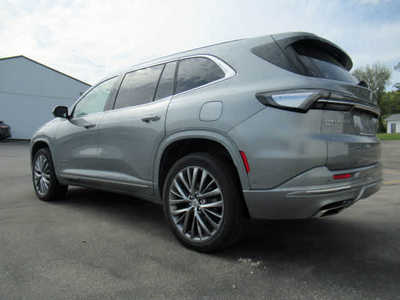 2025 Buick Enclave, $. Photo 2