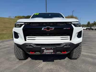 2026 Chevrolet Colorado Crew Cab, $. Photo 2