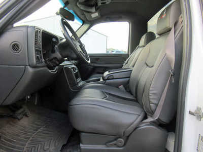 2005 Chevrolet 1500 Reg Cab, $. Photo 3