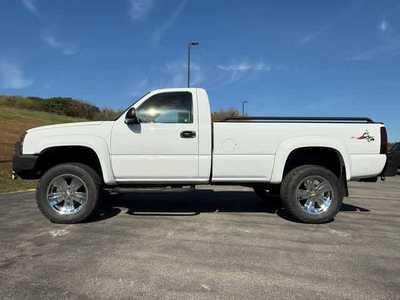 2005 Chevrolet 1500 Reg Cab, $21500. Photo 9