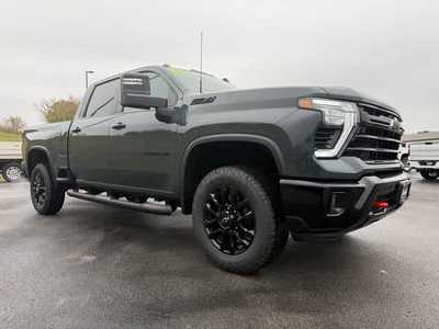 2026 Chevrolet 2500 Crew Cab, $. Photo 4
