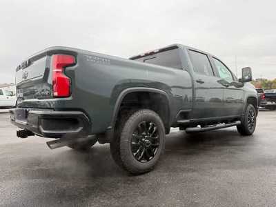 2026 Chevrolet 2500 Crew Cab, $. Photo 6