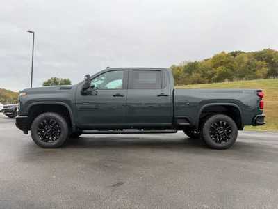 2026 Chevrolet 2500 Crew Cab, $. Photo 9