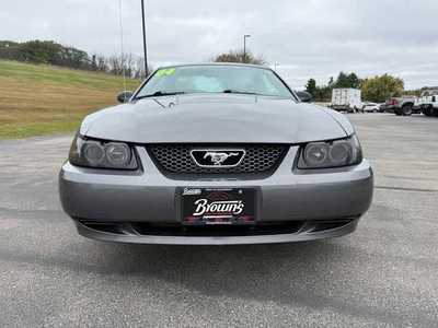 2004 Ford Mustang, $7900. Photo 2