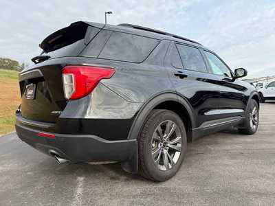 2021 Ford Explorer, $26900. Photo 6