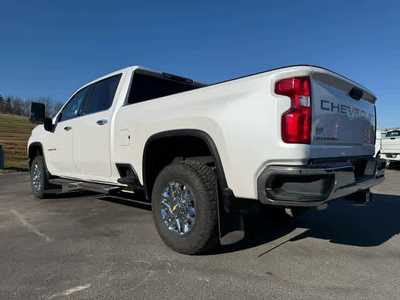 2024 Chevrolet 2500 Crew Cab, $69900. Photo 8