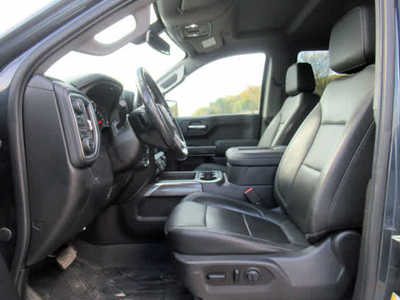 2019 Chevrolet 1500 Crew Cab, $37900. Photo 3