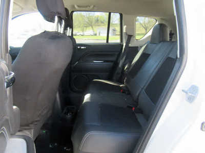 2015 Jeep Compass, $. Photo 4