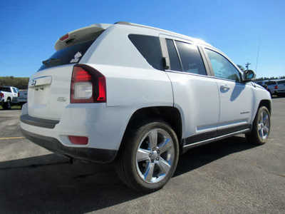 2015 Jeep Compass, $. Photo 7