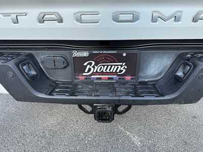 2021 Toyota Tacoma, $38500. Photo 10