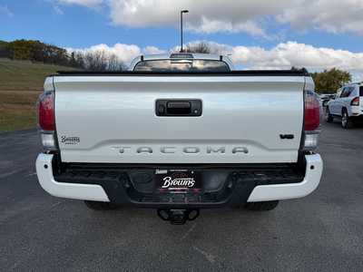 2021 Toyota Tacoma, $38500. Photo 7