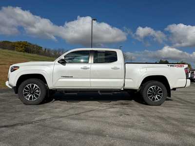 2021 Toyota Tacoma, $38500. Photo 9