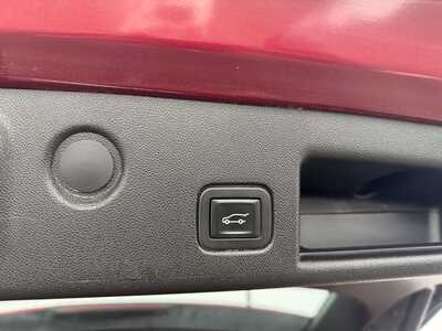 2020 Chevrolet Equinox, $18900. Photo 10