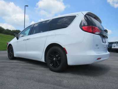 2024 Chrysler Voyager, $25900. Photo 3