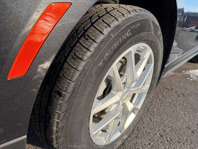 2022 Chevrolet Equinox, $17900. Photo 12