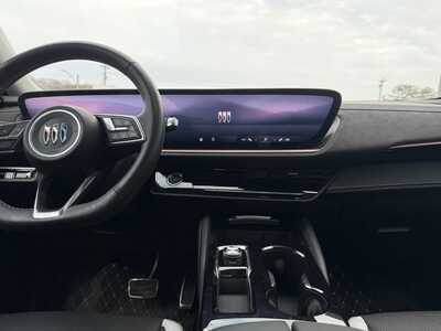 2025 Buick Envision, $31900. Photo 5