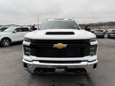 2026 Chevrolet 2500 Crew Cab, $53785. Photo 2