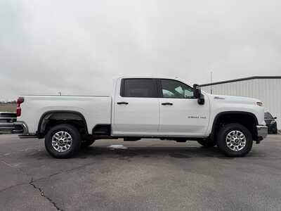 2026 Chevrolet 2500 Crew Cab, $53785. Photo 8