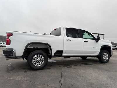 2026 Chevrolet 2500 Crew Cab, $53785. Photo 9