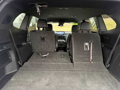 2025 Buick Enclave, $42900. Photo 9