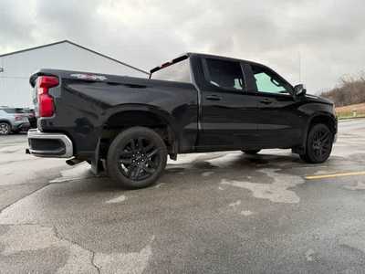 2022 Chevrolet 1500 Crew Cab, $37900. Photo 6