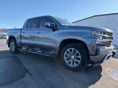 2022 Chevrolet 1500 Crew Cab, $39900. Photo 4