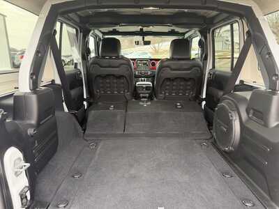 2019 Jeep Wrangler Unlimited, $36900. Photo 11