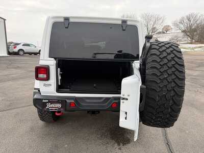 2019 Jeep Wrangler Unlimited, $36900. Photo 8