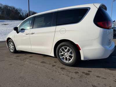 2026 Chrysler Voyager, $40046. Photo 11