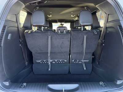 2026 Chrysler Voyager, $40046. Photo 8