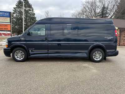 2017 Chevrolet Van,Cargo, $39500. Photo 10