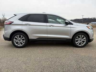 2019 Ford Edge, $16500. Photo 5
