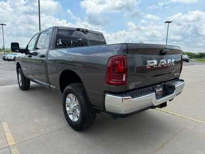 2025 RAM 3500 Crew Cab, $0. Photo 7