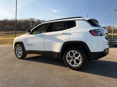 2026 Jeep Compass, $28940. Photo 10