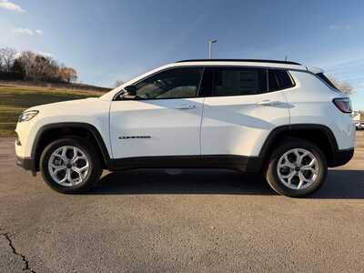 2026 Jeep Compass, $28940. Photo 11