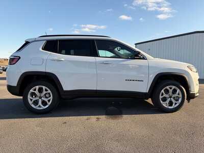2026 Jeep Compass, $28940. Photo 5