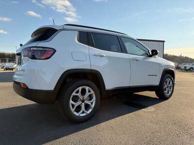 2026 Jeep Compass, $28940. Photo 6