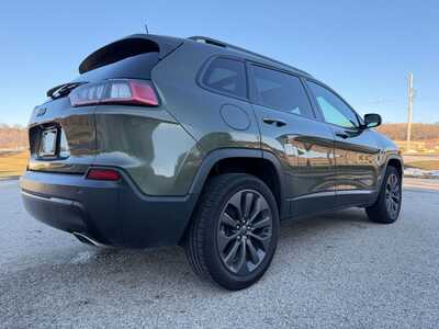 2021 Jeep Cherokee, $19500. Photo 6