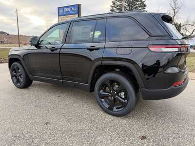 2025 Jeep Grand Cherokee, $49695. Photo 10