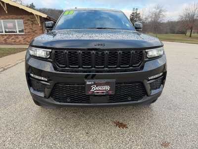 2025 Jeep Grand Cherokee, $49695. Photo 3