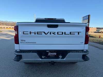 2022 Chevrolet 1500 Crew Cab, $32900. Photo 7