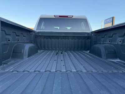2022 Chevrolet 1500 Crew Cab, $32900. Photo 8